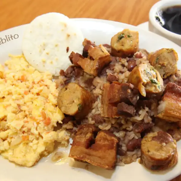 Calentado con carne o huevos