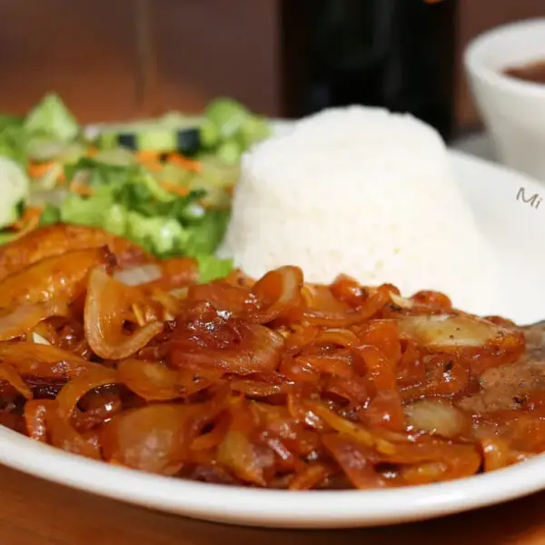 Hígado encebollado